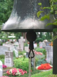 Glocke auf Friedhof Möhringen